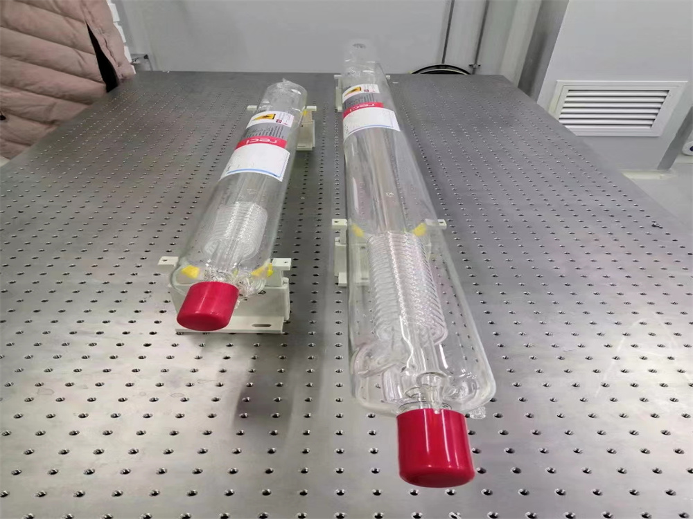Tube Laser RECI 80W, 100W, 130W, 150W, 180W ar díol (2)