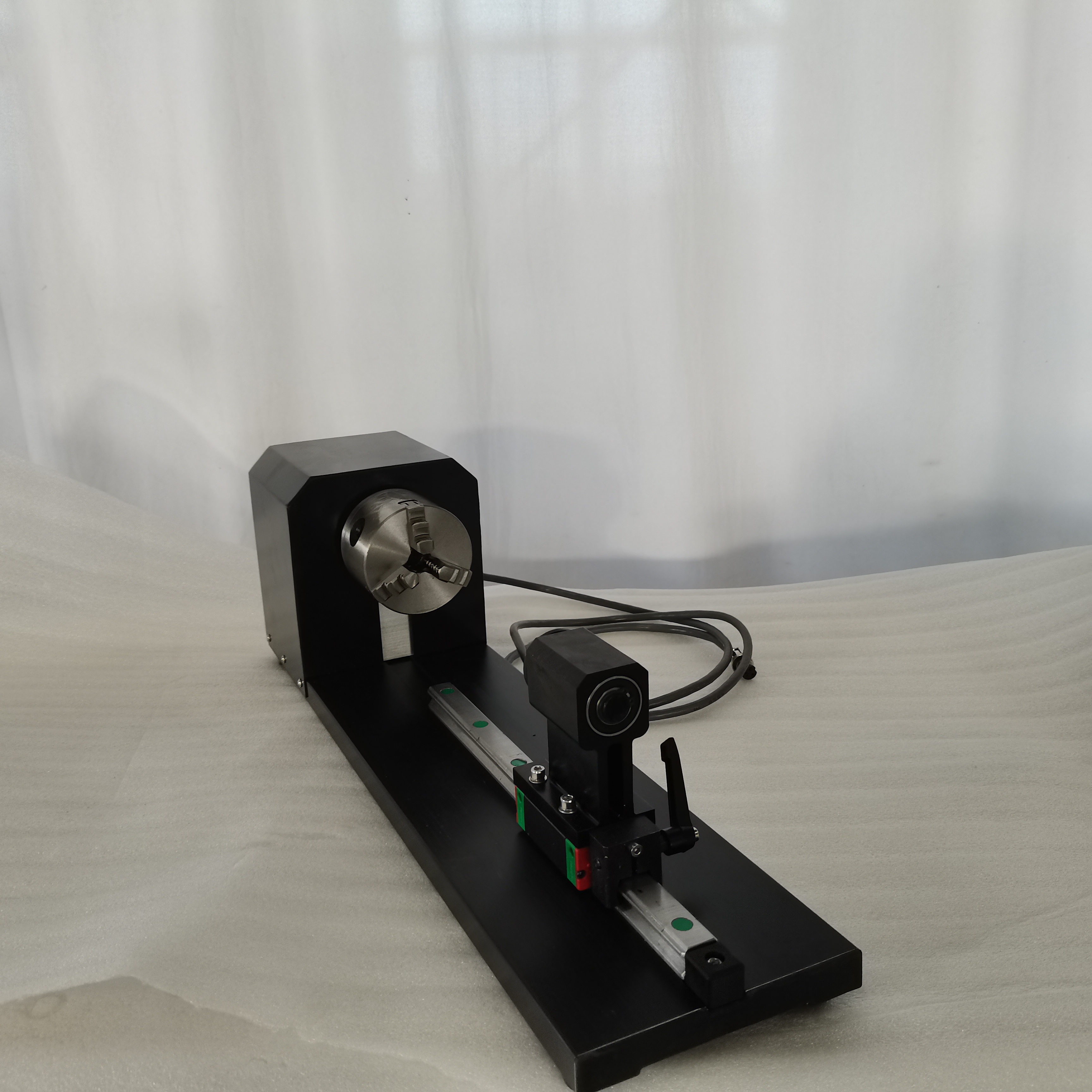 Dispozitiv rotativ pentru tub laser de sticlă CO2 (4)