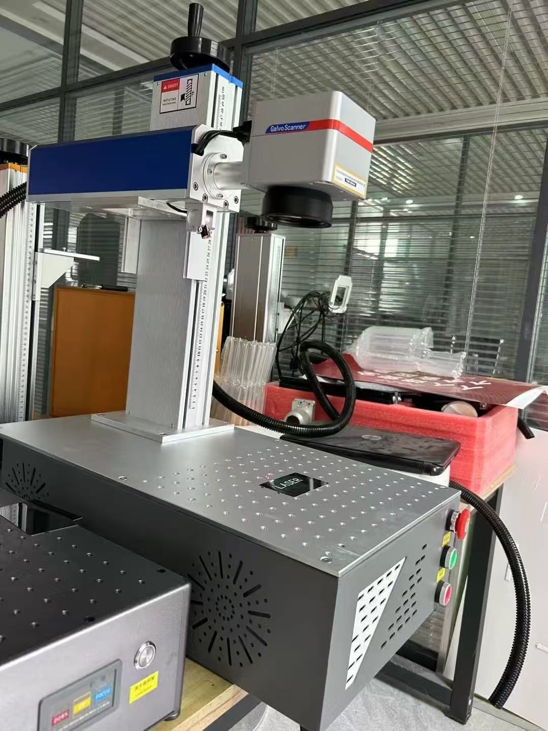 Integrated Fiber Laser Marking Machine
