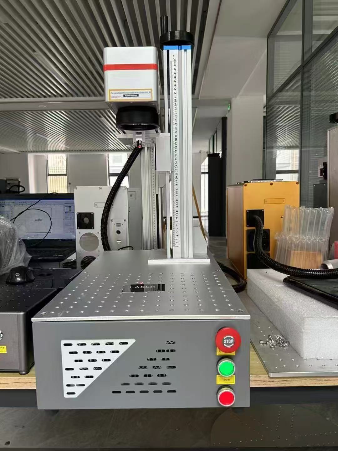 Integrated design Fiber Laser Marking Machine